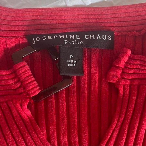 Vintage Josephine Chaus Red v neck sweater! - Picture 4 of 4